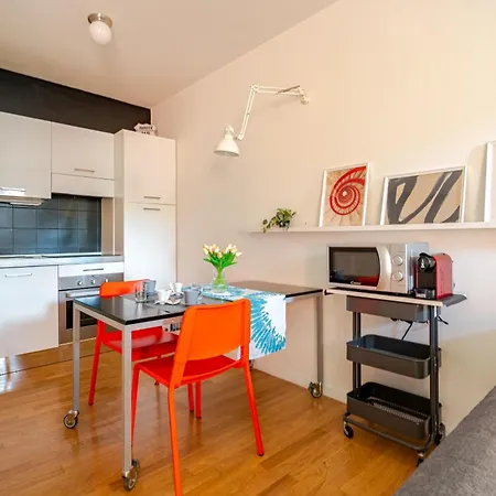 Urban Red Suite, Apartment